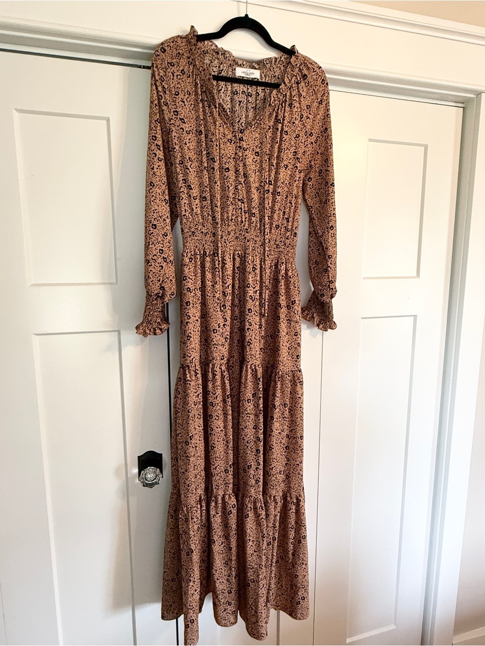 Carly Jean Los Angeles Brown Floral Tiered Maxi Dress